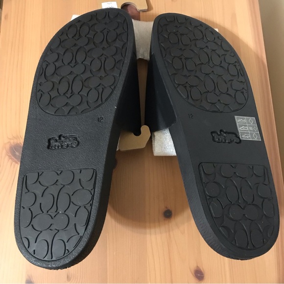 🐶 Coach X Peanuts Slide With Snoopy 12 - Picture 10 of 12